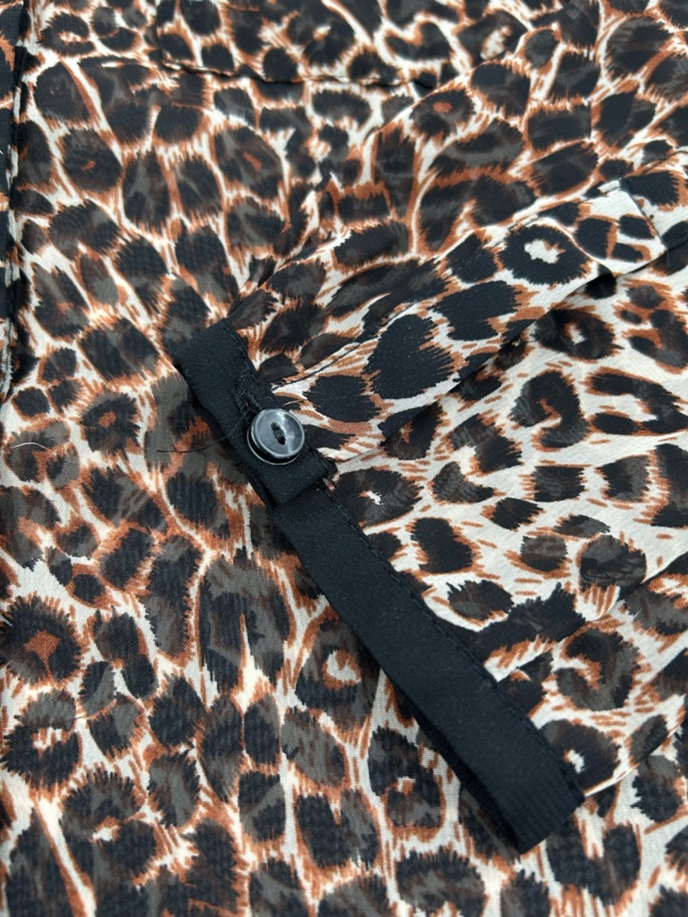 Leopard Print Sheer Olive & Oak Button-Up Top in Brown and Black M - Picture 3 of 9